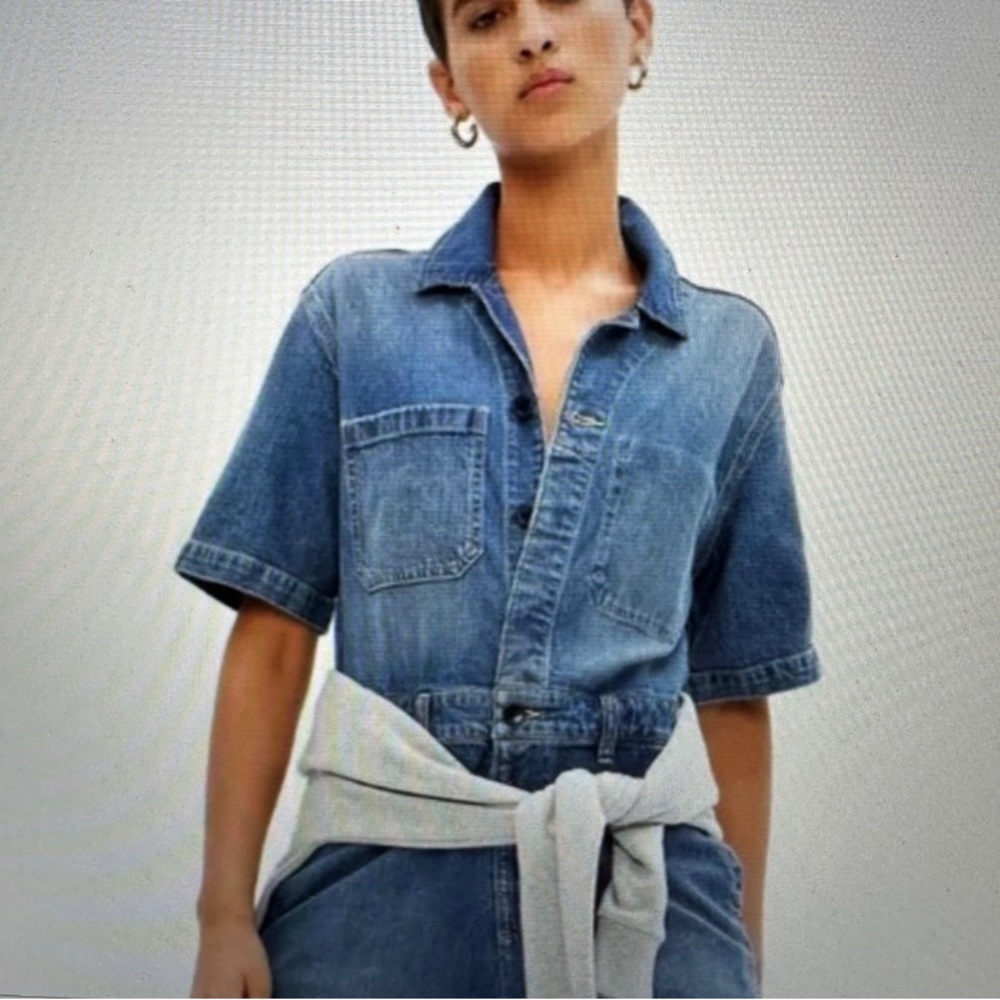 NWT Gap Denim Jumpsuit with Washwell